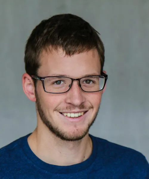 Dario Büsser